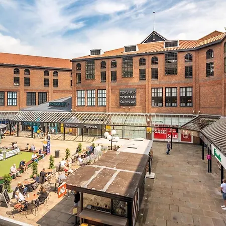 5 St Georges House Lovely 1-bed Right In The Heart Of Pass The Keys Appartamento York