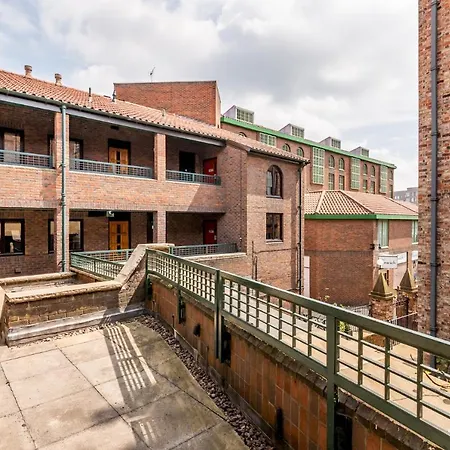 5 St Georges House Lovely 1-bed Right In The Heart Of Pass The Keys York