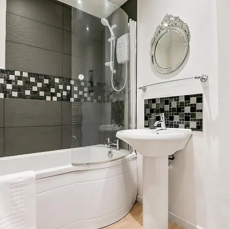 5 St Georges House Lovely 1-bed Right In The Heart Of Pass The Keys Apartamento