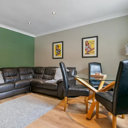 5 St Georges House Lovely 1-bed Right In The Heart Of Pass The Keys Apartamento