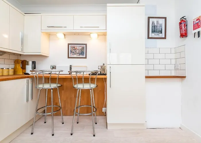 Apartment 5 St Georges House Lovely 1-bed Right In The Heart Of Pass The Keys *