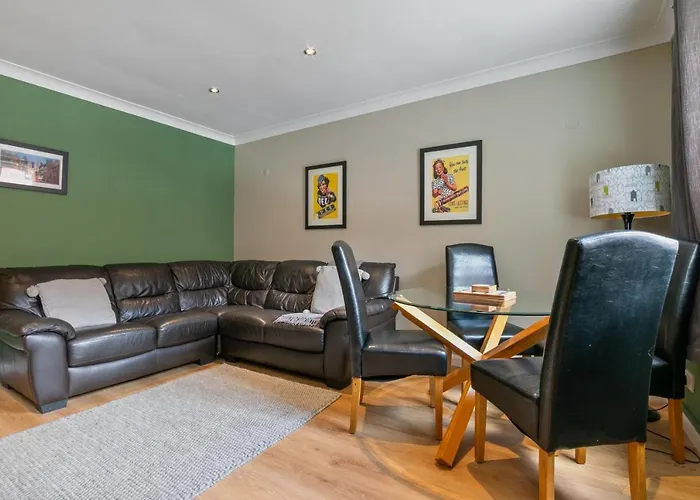 Apartment 5 St Georges House Lovely 1-bed Right In The Heart Of Pass The Keys *