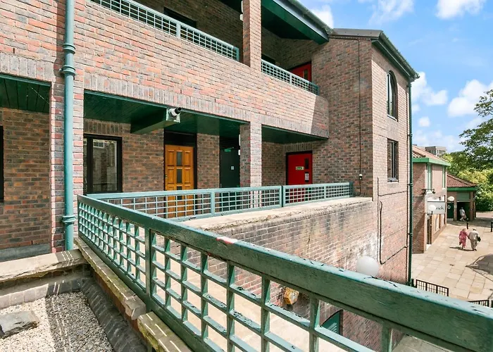 5 St Georges House Lovely 1-bed Right In The Heart Of Pass The Keys * York