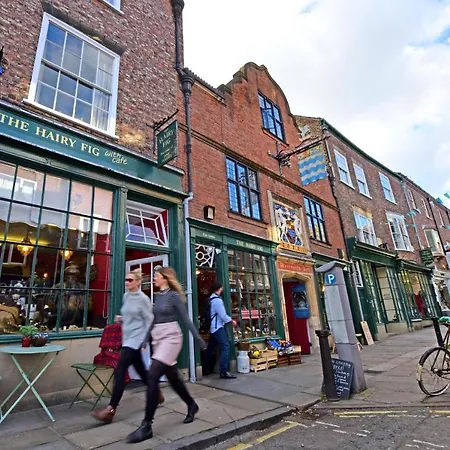 Διαμέρισμα 5 St Georges House Lovely 1-bed Right In The Heart Of Pass The Keys Γιορκ