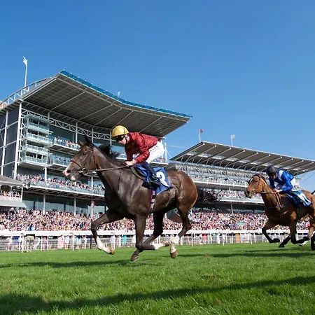 5 St Georges House Lovely 1-bed Right In The Heart Of Pass The Keys Διαμέρισμα *